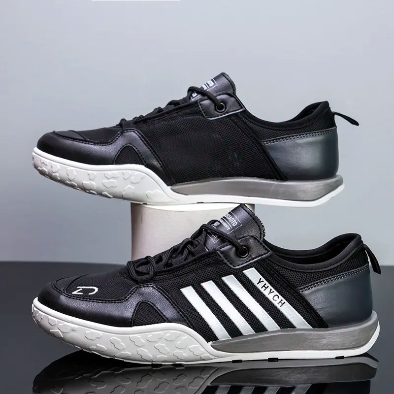 Customizable Logo Wholesale Walking Running Black White Sneaker for Men