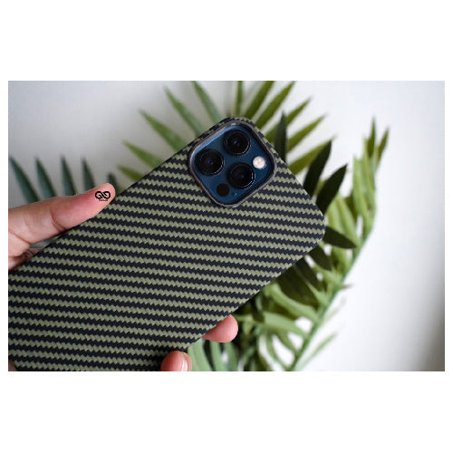 Essentials Carbon Fiber Case For iPhone 12 Pro