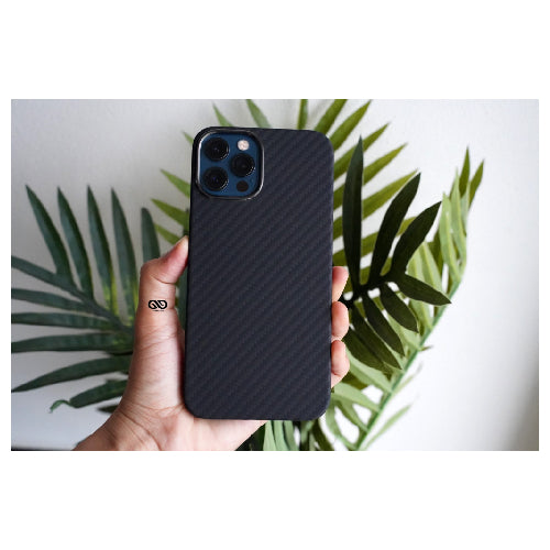 Essentials Carbon Fiber Case For iPhone 12 Pro